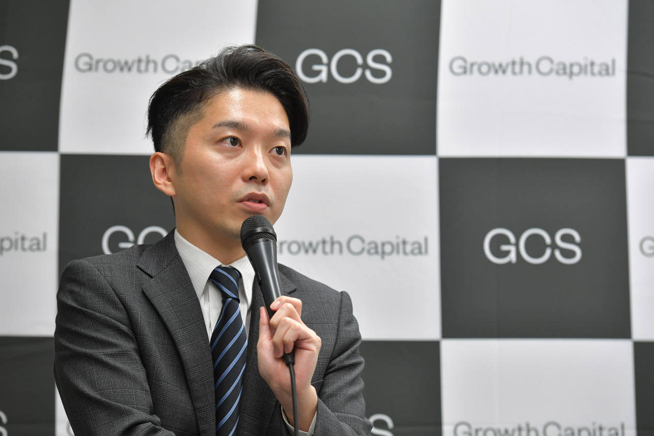 嶺井 政人 (みねい・まさと)早稲田大学在学中にマーケティングソリューションを提供する株式会社セールスサポートを創業し、ネオマーケティングへ売却