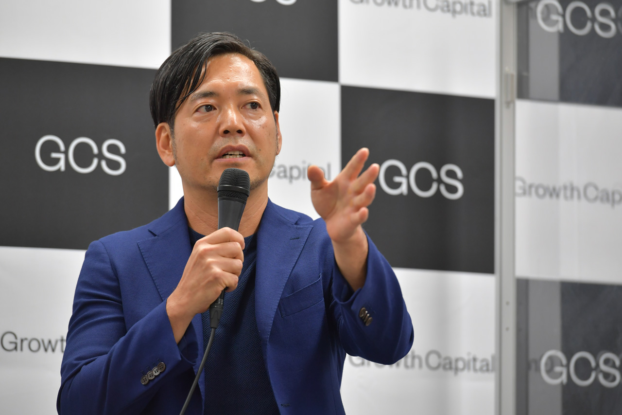 服部 太一(はっとり・たいち)関西大学法学部卒業。1998年に日本電信電話株式会社(現・エヌ・ティ・ティ・コミュニケーションズ株式会社)に入社し