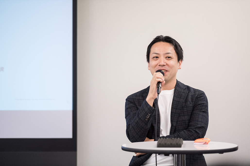 河原 亮(かわはら・りょう)東京大学工学部を卒業。JPモルガン証券株式会社にて、投資銀行本部にて国内外の資金調達業務及び M&A アドバイザリー業務に携わる
