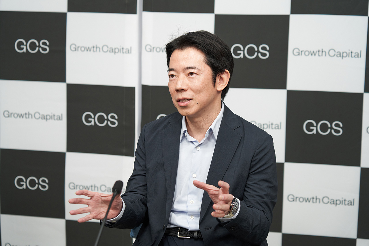 小島 秀毅(こじま・ひでたか)東京外国語大学外国語学部卒業。一橋大学大学院商学研究科経営学修士課程(MBA)修了